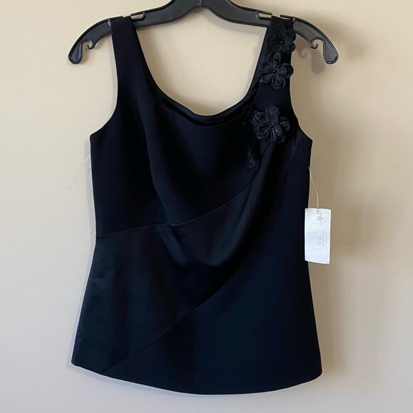 YL by YAIR Top Women’s Size 4 Black Sleeveless Satin Accent 3D Flowers Side Zip - Picture 7 of 7
